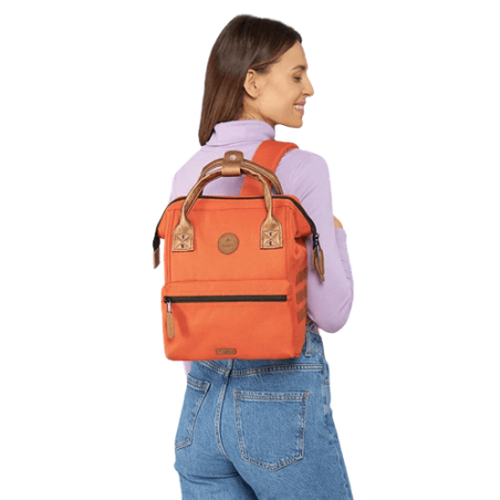 achat Sac à dos 12L Cabaïa ADVENTURER SMALL Orange profil avant porté