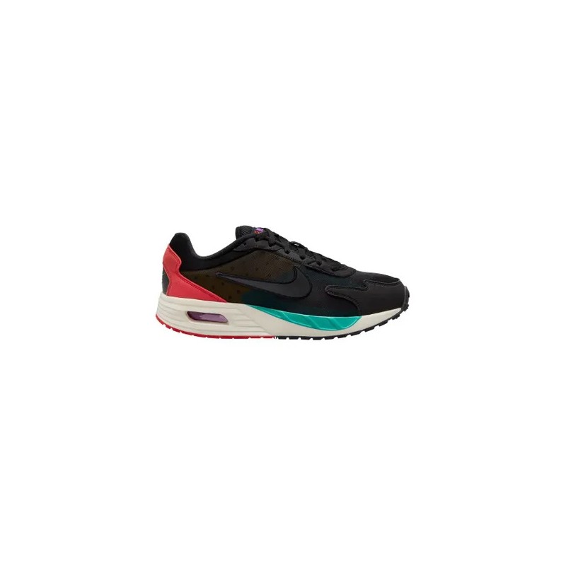 https://www.clickandsport.fr/39690-large_default/chaussures-homme-nike-air-max-solo.jpg