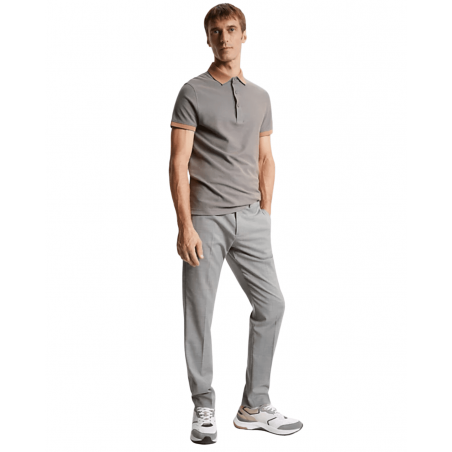 achat Pantalon fuselé Tommy Hilfiger Homme HAMPTON TRAVEL Gris tenue